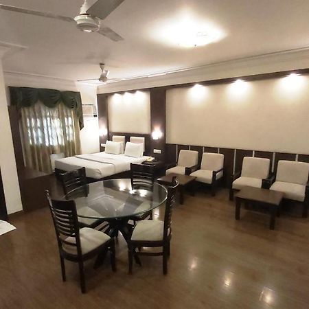 Hotel Shiva Residency Дехрадун Экстерьер фото