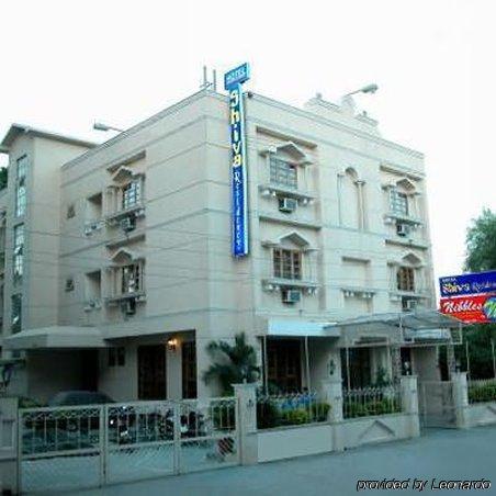 Hotel Shiva Residency Дехрадун Экстерьер фото