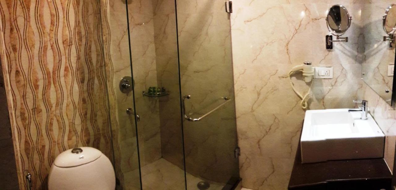 Hotel Shiva Residency Дехрадун Экстерьер фото