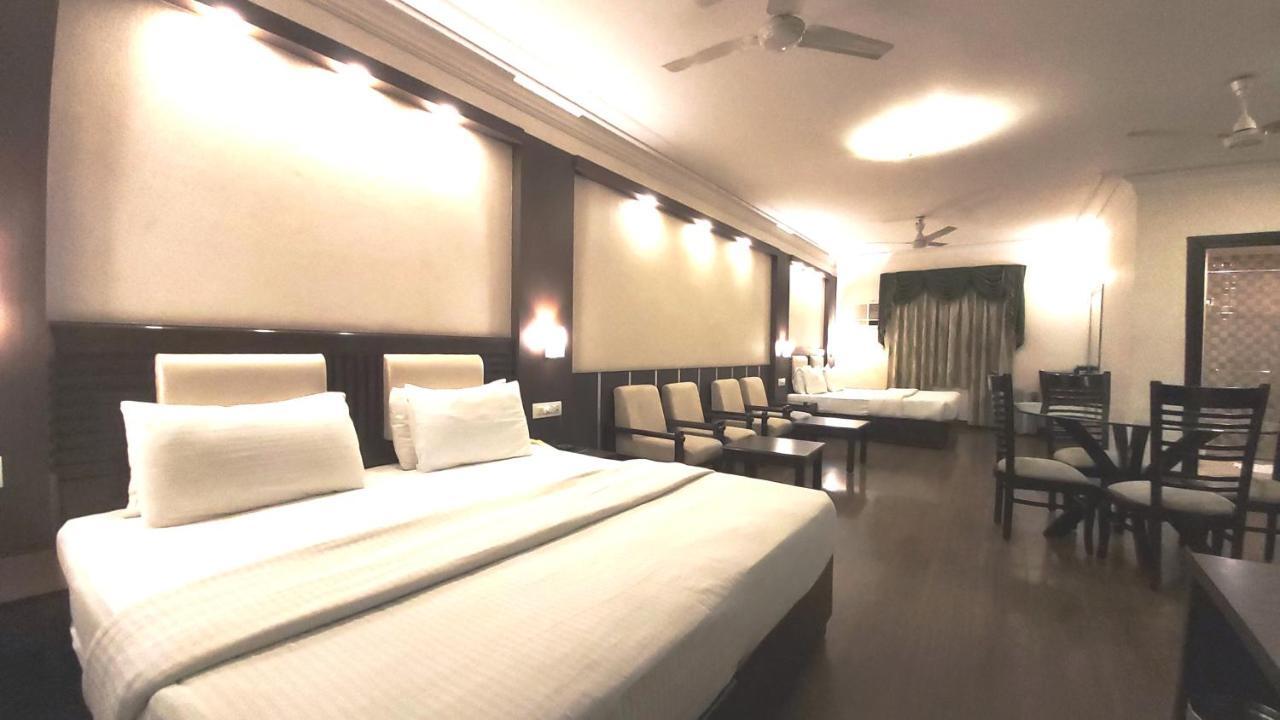 Hotel Shiva Residency Дехрадун Экстерьер фото